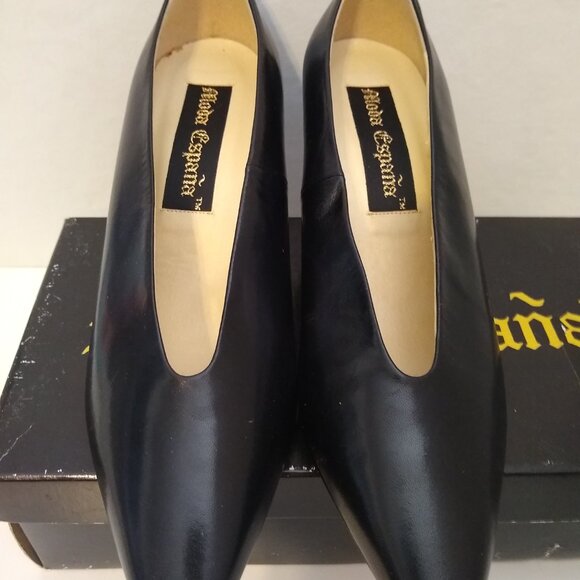 Moda Espana Black colored leather pumps size 9m - Picture 7 of 8